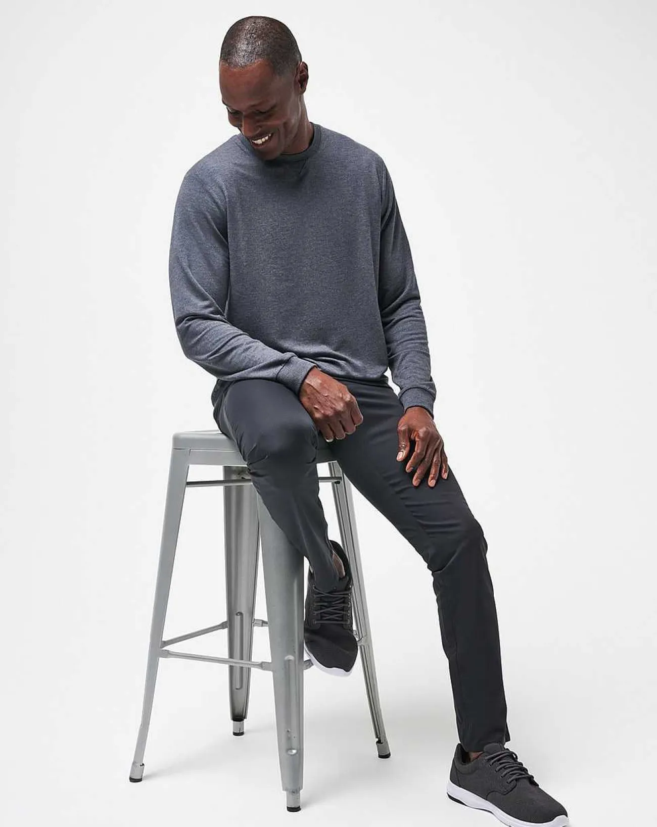 TravisMathew Hoodies & Sweatshirts>Amenities Crew