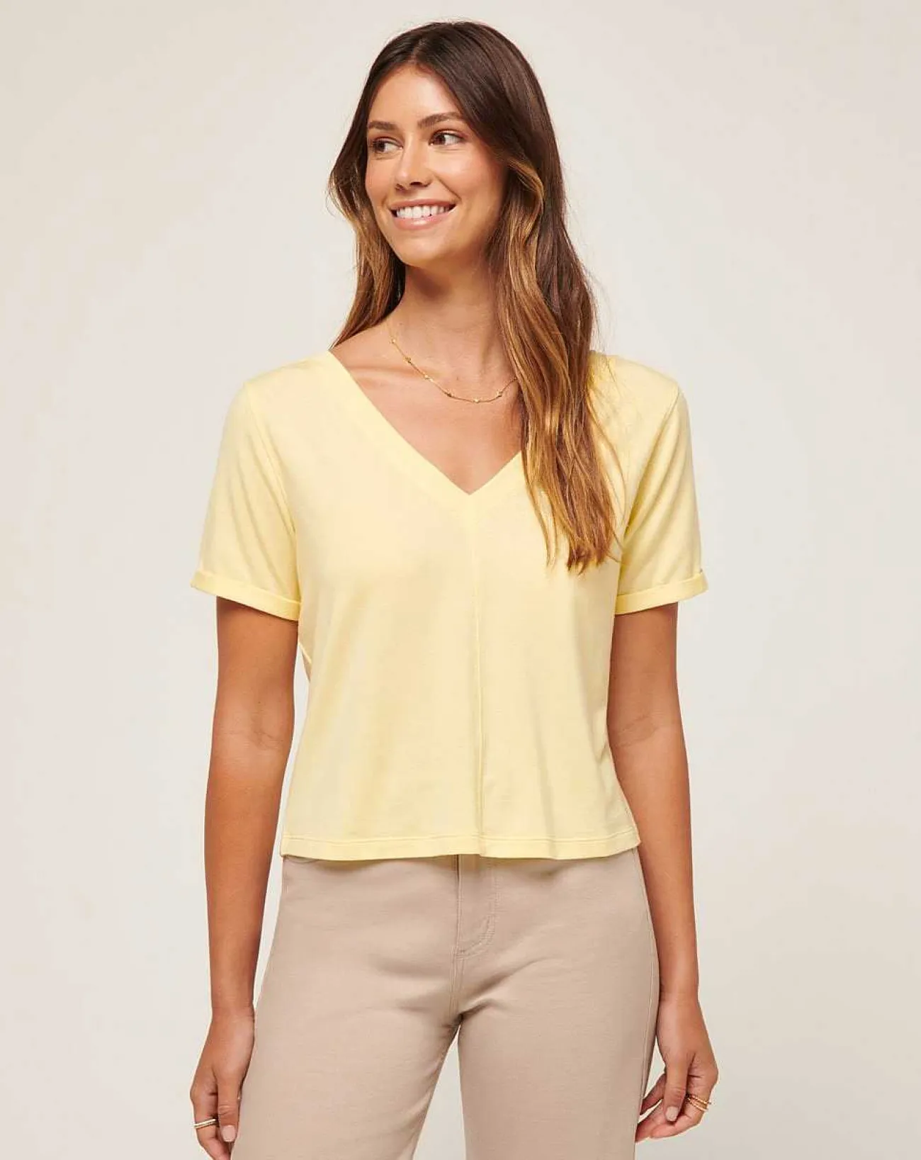 TravisMathew Shirts & Tops>Calm Waters Vneck Top