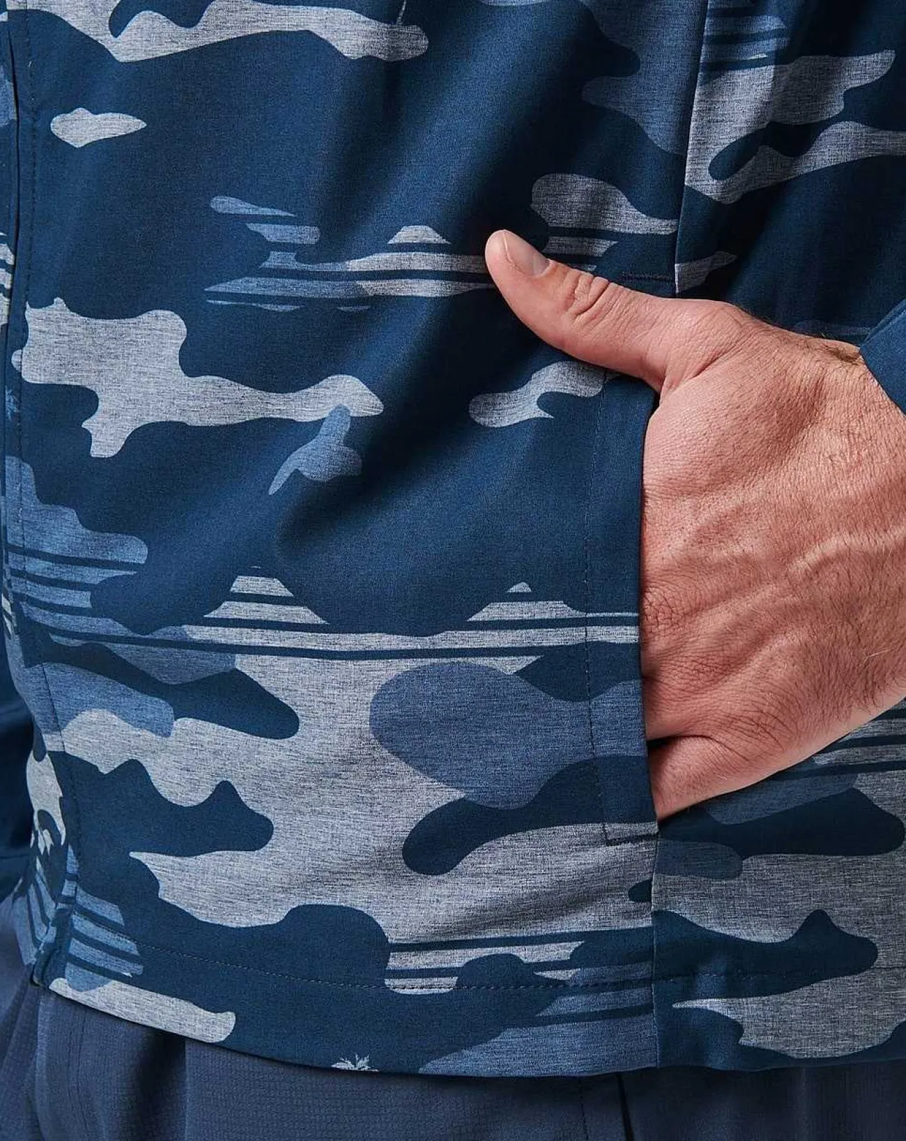 TravisMathew Hoodies & Sweatshirts>Camo Tech Hoodie