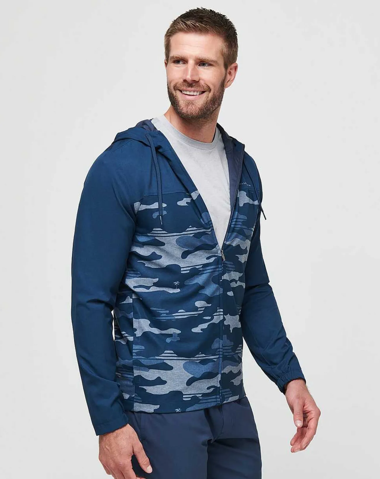 TravisMathew Hoodies & Sweatshirts>Camo Tech Hoodie