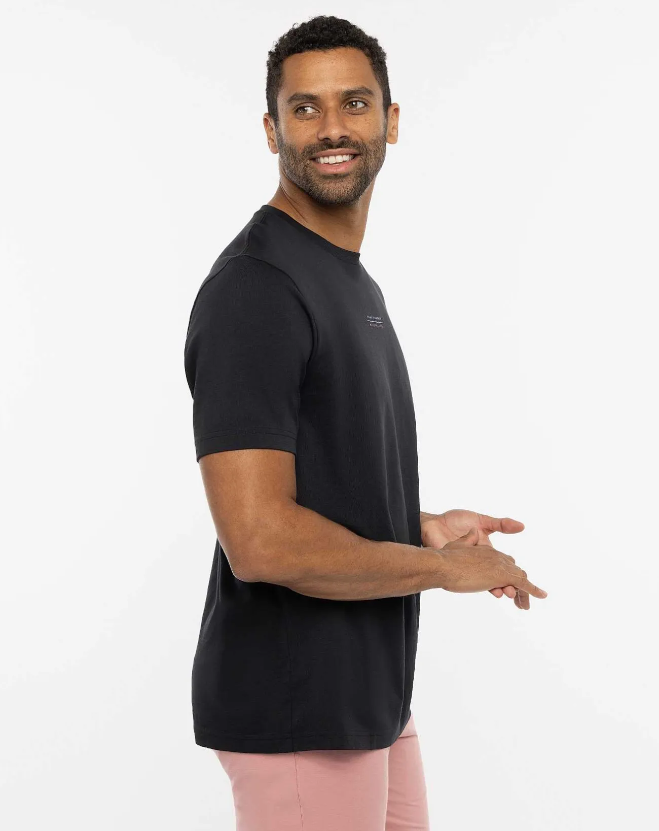 TravisMathew Tees>Carnation Coral Tee