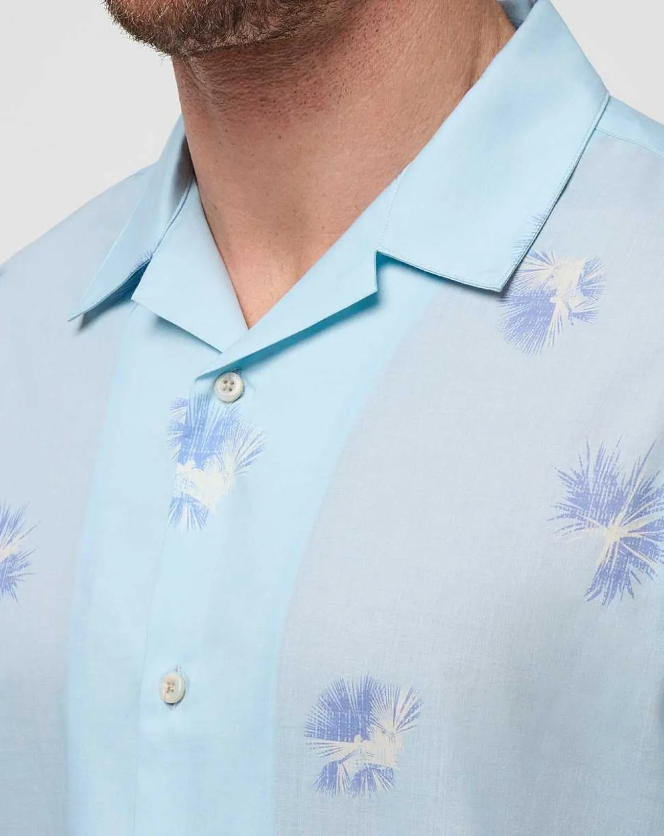 TravisMathew Polos>Casino Holiday Button-Up