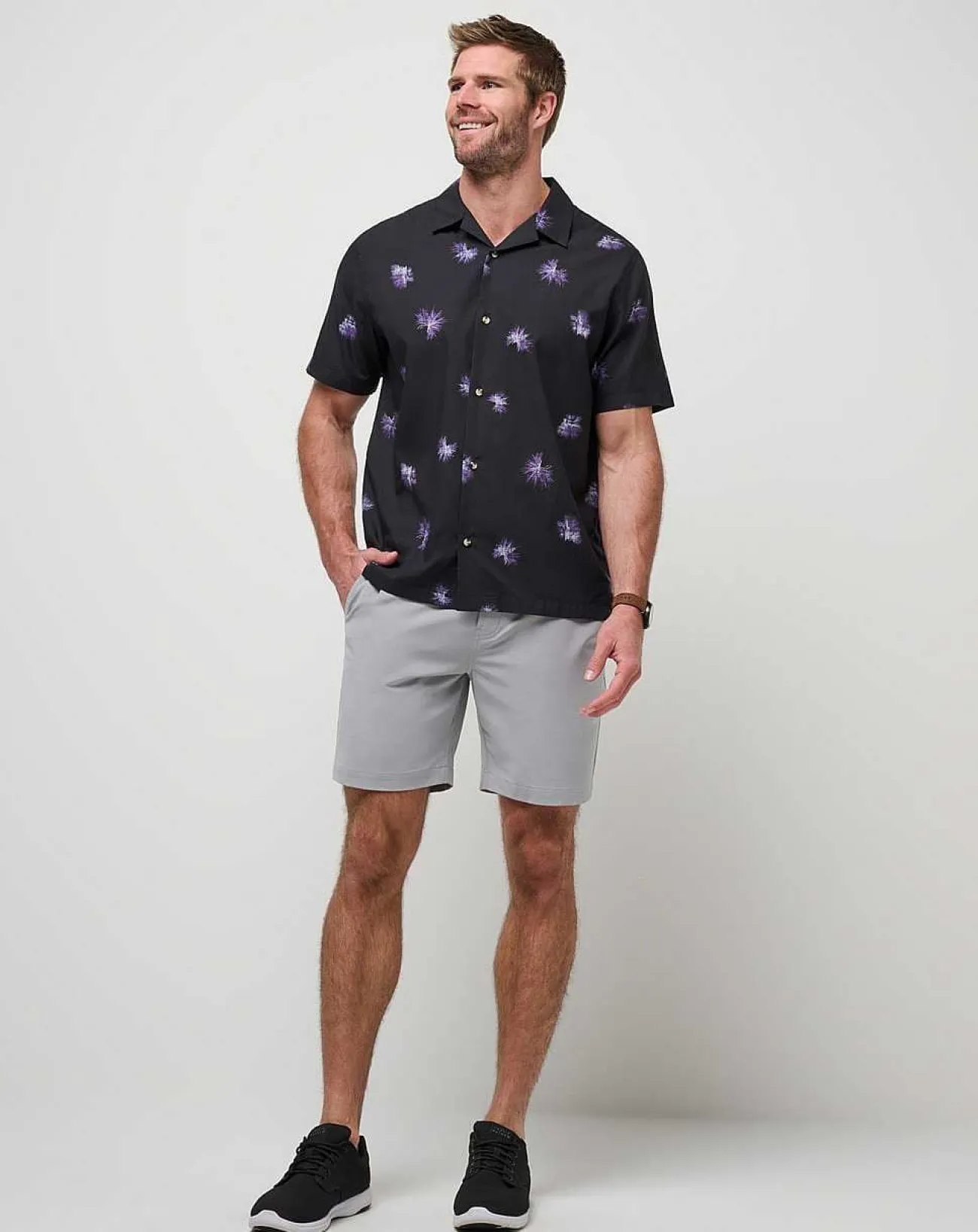 TravisMathew Polos>Casino Holiday Button-Up