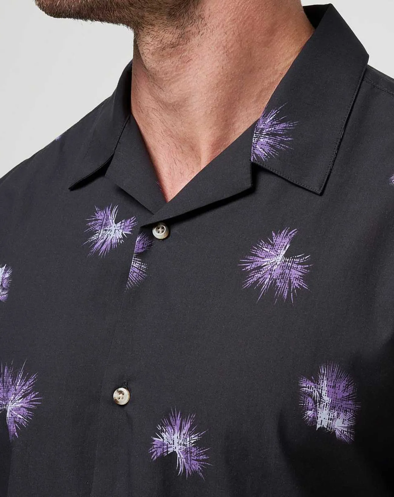 TravisMathew Polos>Casino Holiday Button-Up