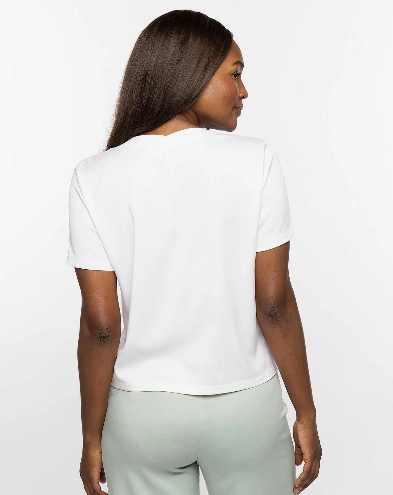 TravisMathew Shirts & Tops>Chase The Light V-Neck Top