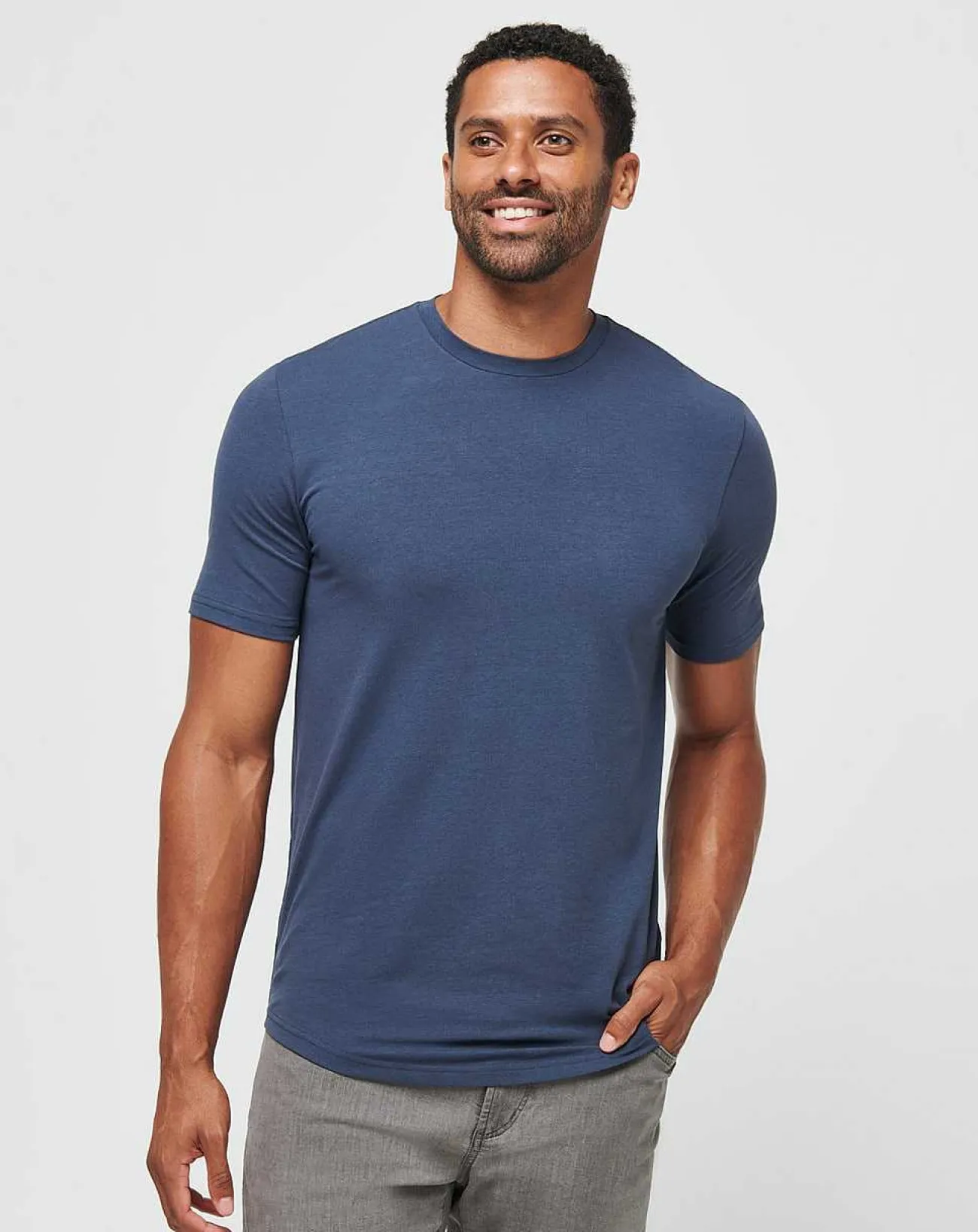 TravisMathew Tees>Cloud Crew Tee