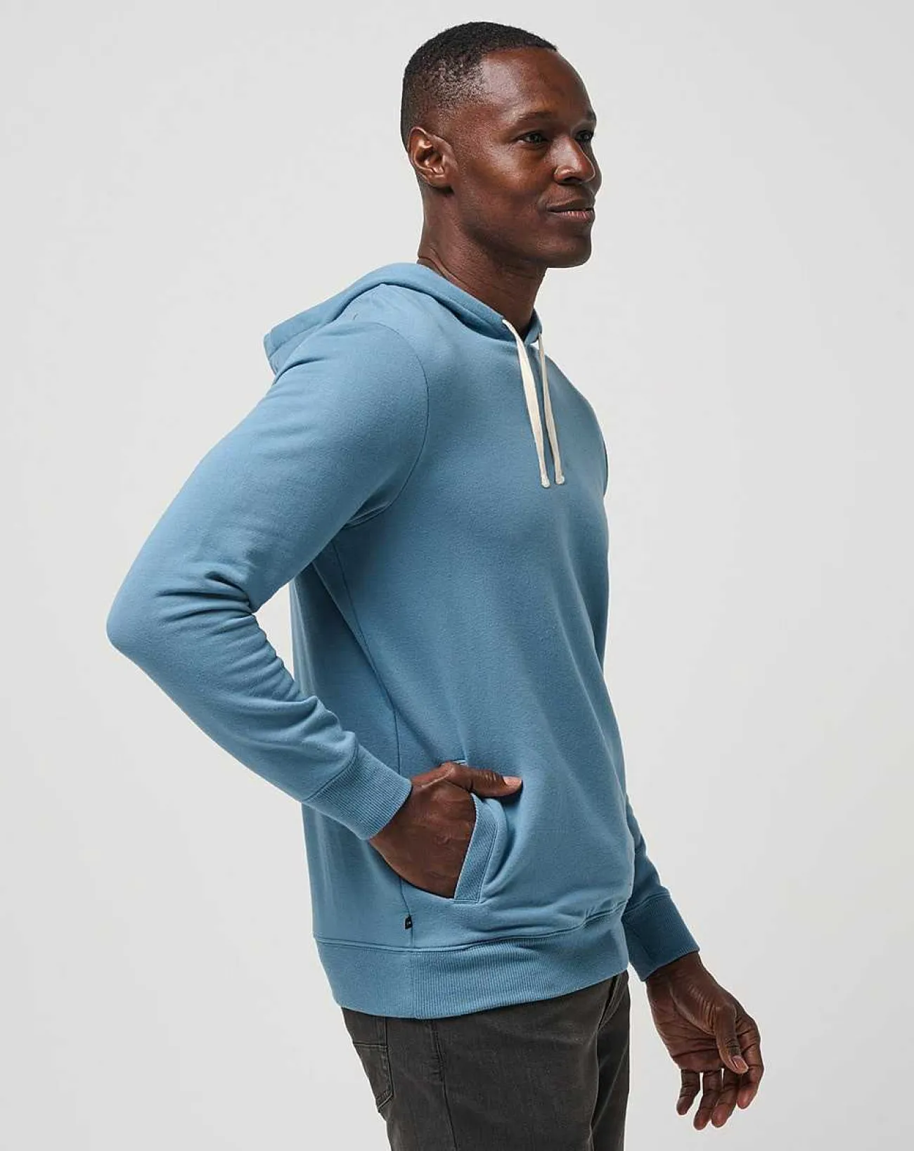 TravisMathew Hoodies & Sweatshirts>Cloud Hoodie