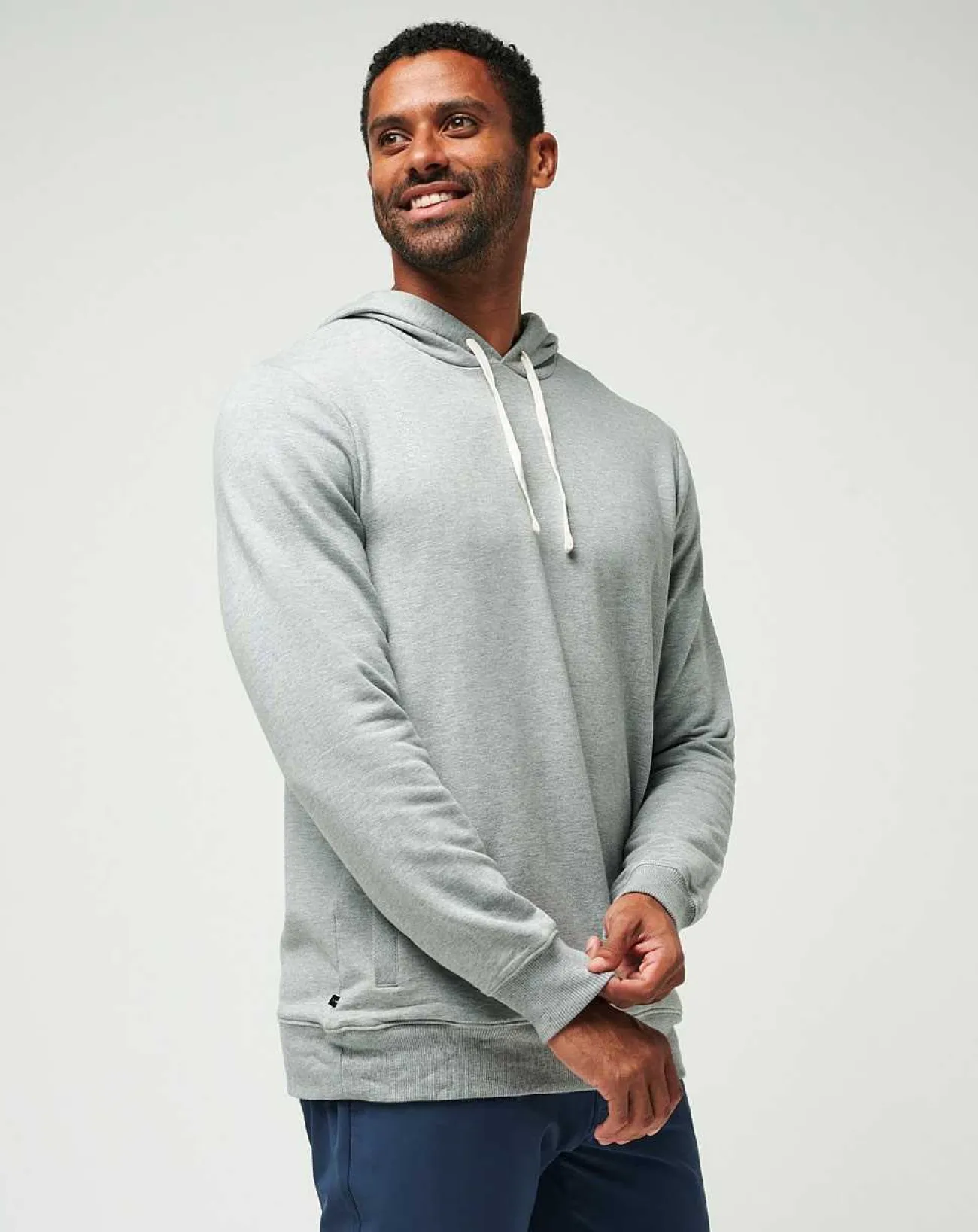 TravisMathew Hoodies & Sweatshirts>Cloud Hoodie