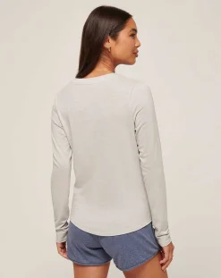 TravisMathew Shirts & Tops><noscript><img width=