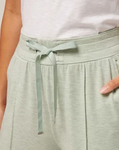 TravisMathew Pants><noscript><img width=