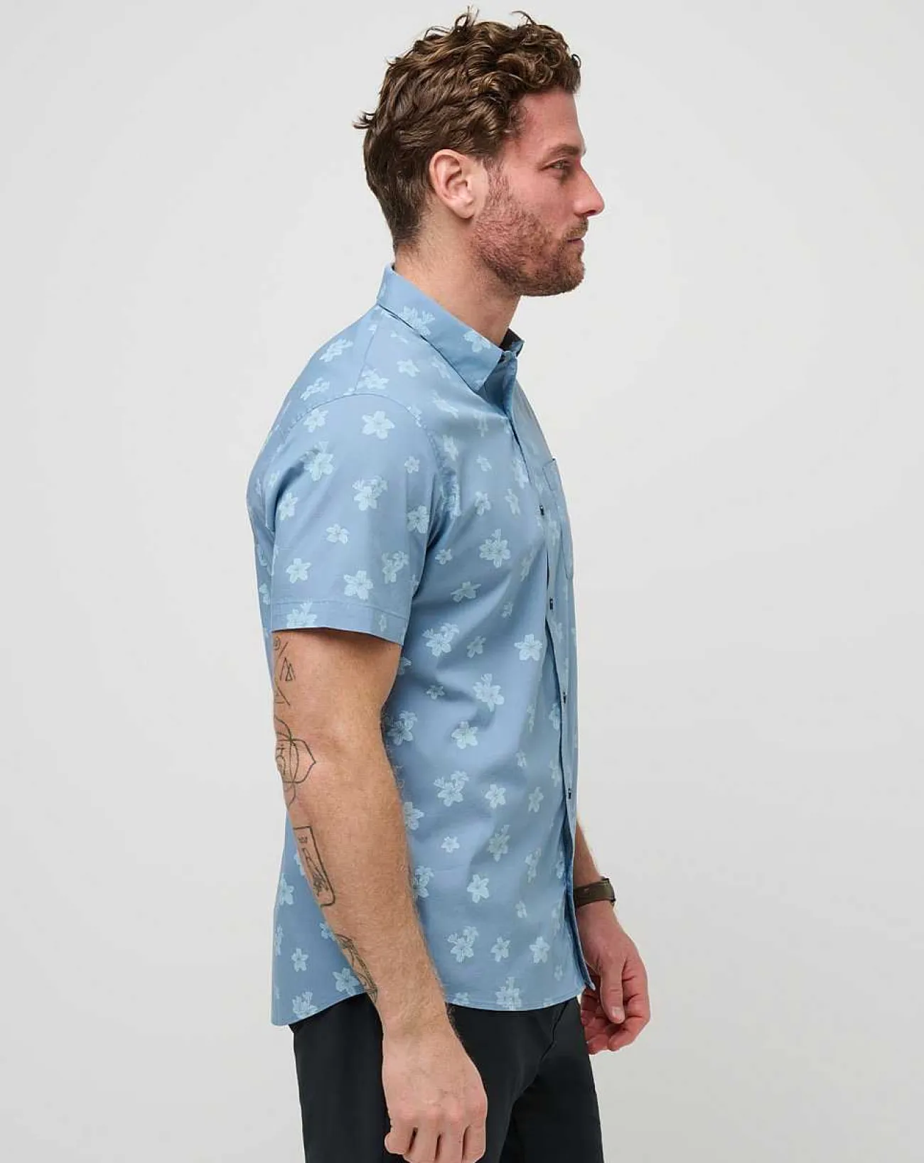 TravisMathew Polos>Dine & Drive Button-Up