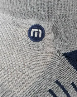 TravisMathew Socks><noscript><img width=
