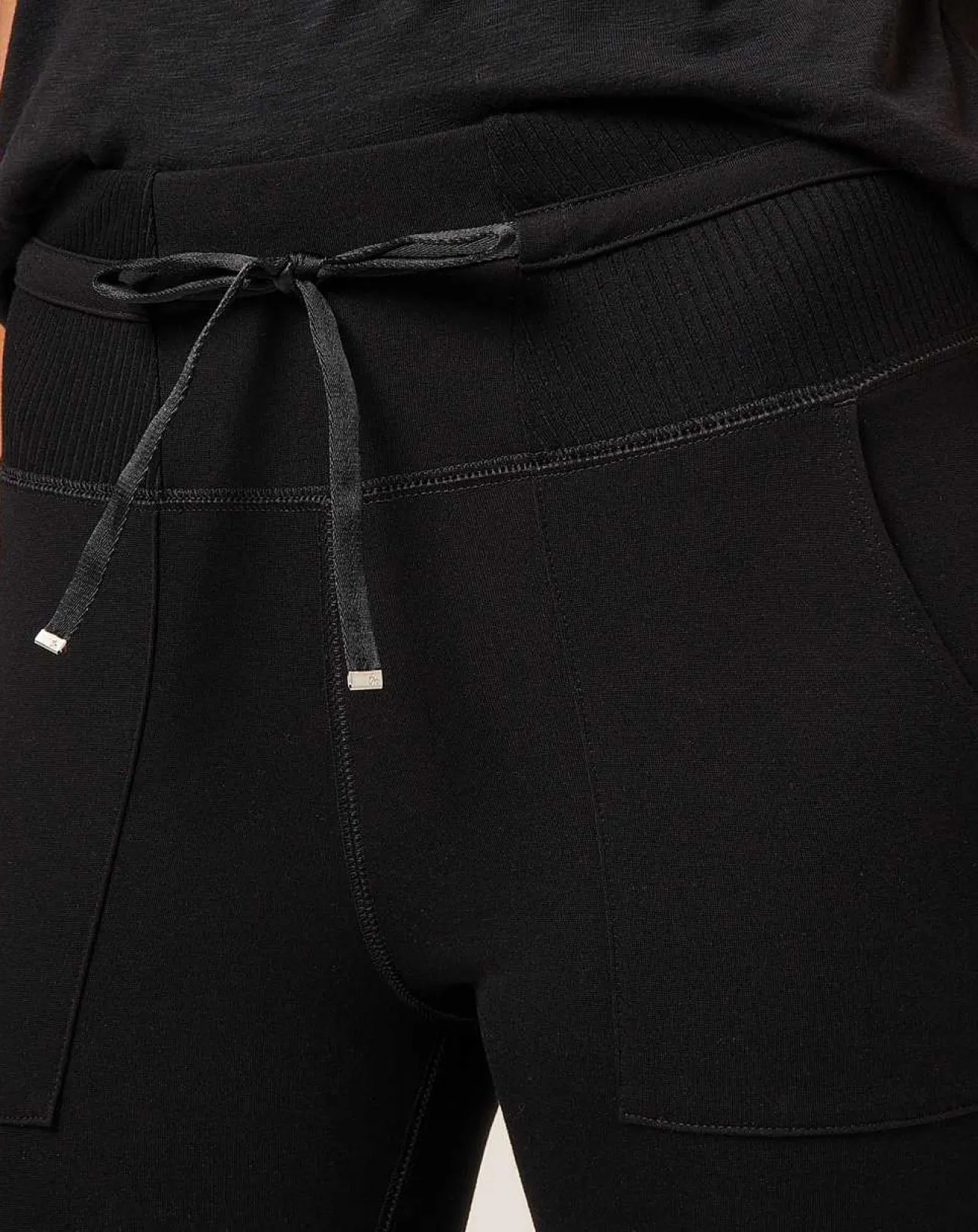 TravisMathew Pants>Friday Ponte Pocket Legging