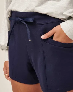 TravisMathew Shorts><noscript><img width=