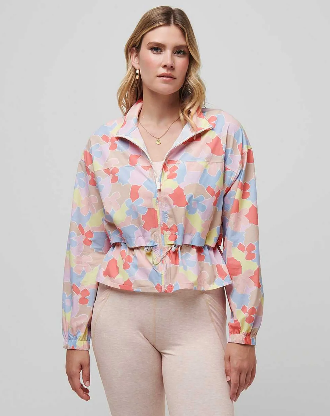 TravisMathew Jackets>Girls Weekend Tech Woven Jacket