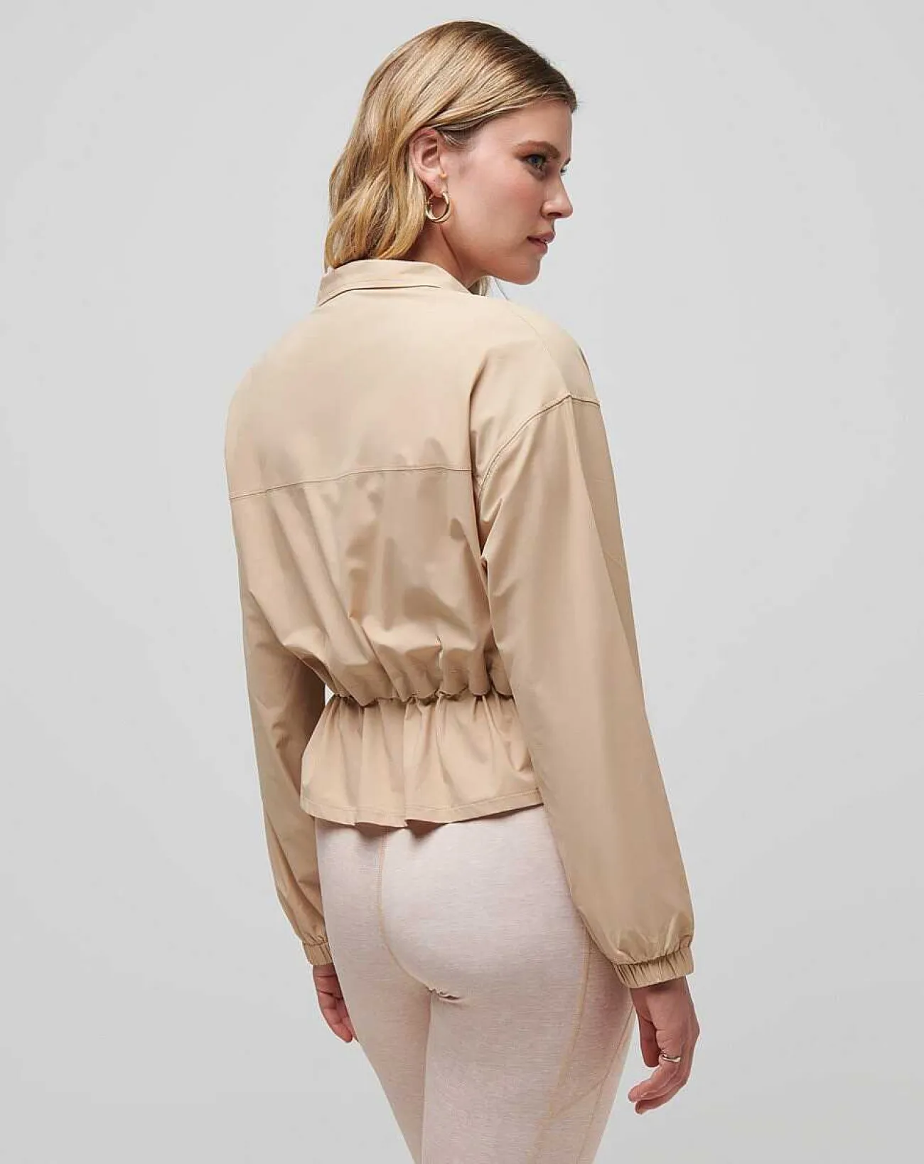 TravisMathew Jackets>Girls Weekend Tech Woven Jacket