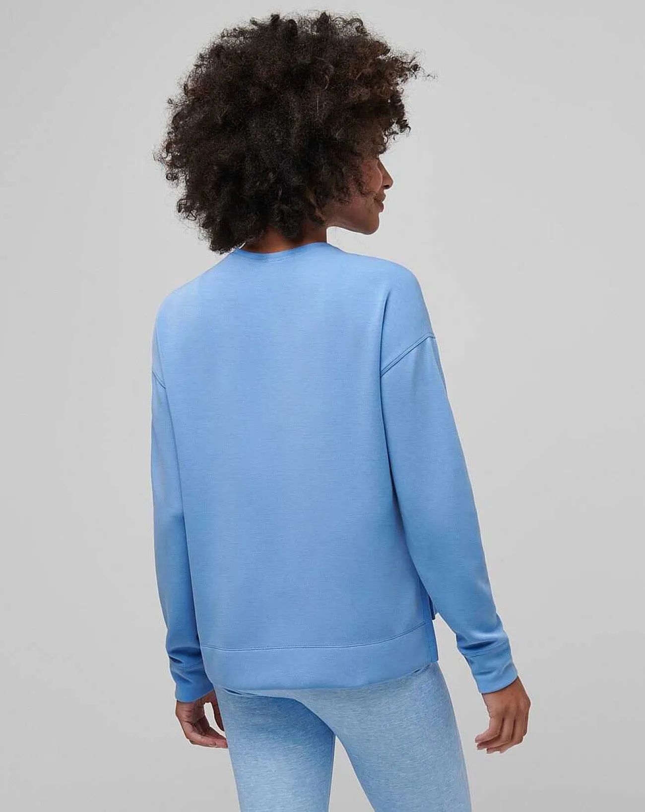 TravisMathew Hoodies & Pullovers>Lacewings Skyloft Crew