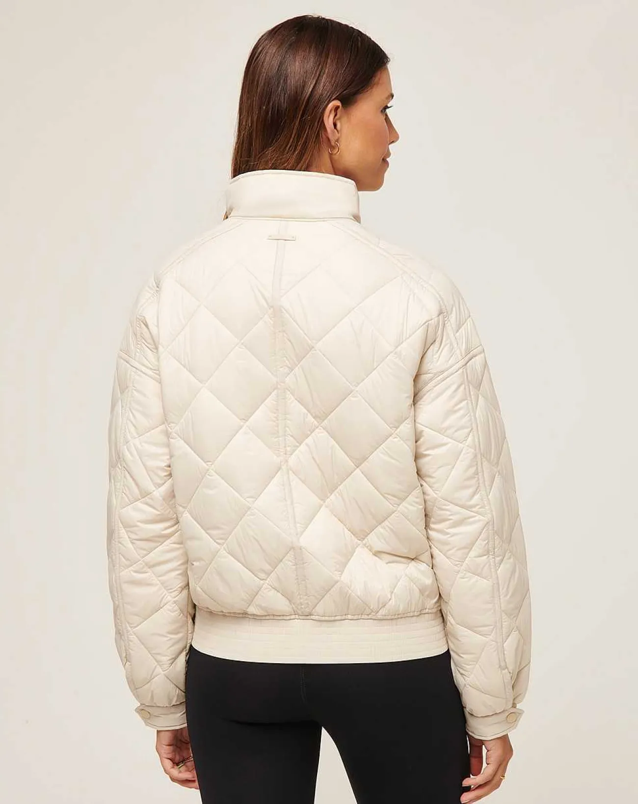 TravisMathew Jackets>Lights At Night Quilted Jacket