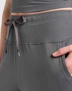 TravisMathew Pants><noscript><img width=