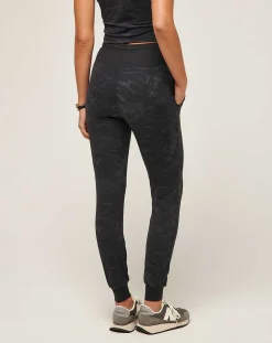 TravisMathew Pants><noscript><img width=