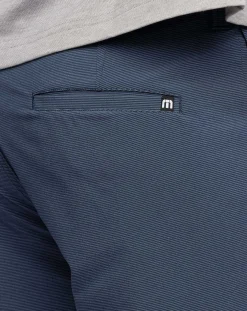 TravisMathew Shorts>Lucky Hand Short 9In