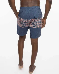 TravisMathew Shorts><noscript><img width=