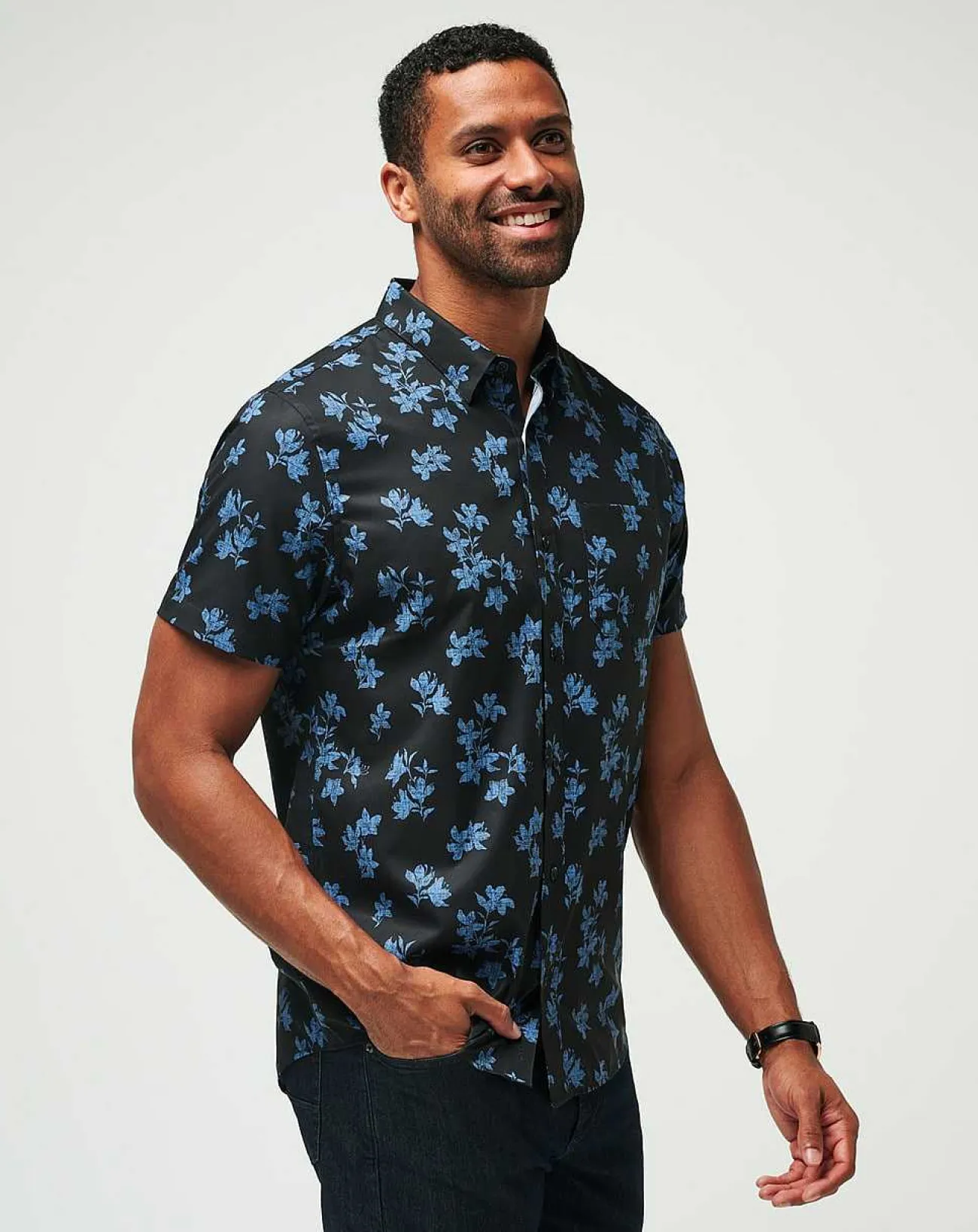 TravisMathew Button-Ups>Mist On The Lake Button-Up