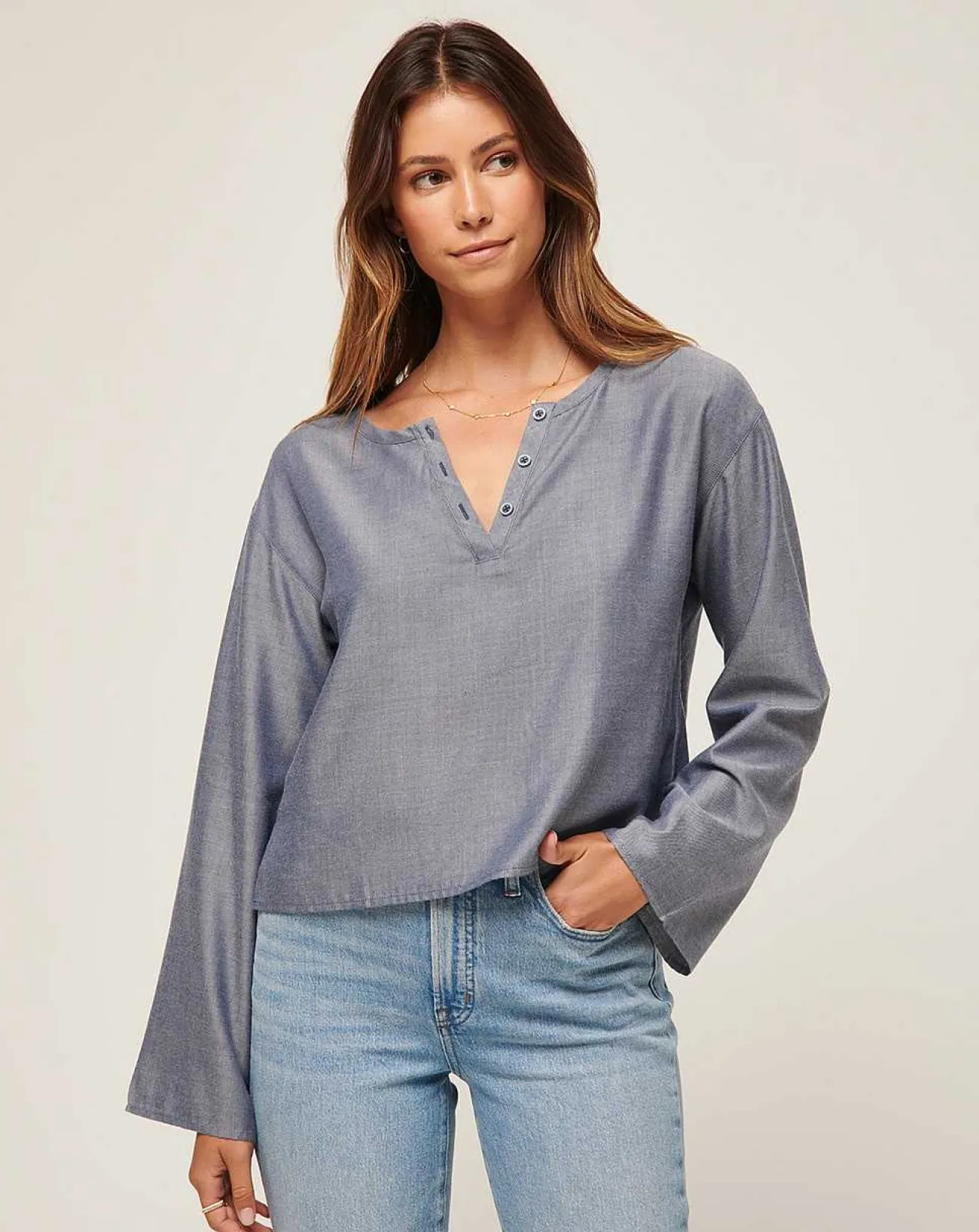 TravisMathew Shirts & Tops>More Bubbles Please Twill Top