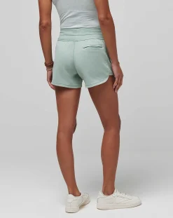 TravisMathew Shorts><noscript><img width=