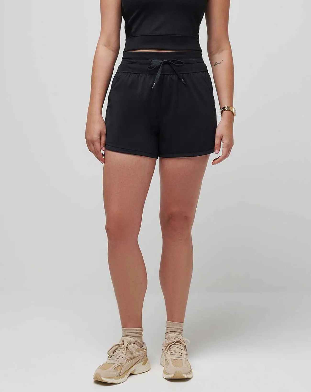 TravisMathew Shorts>Moveknit Tie Short