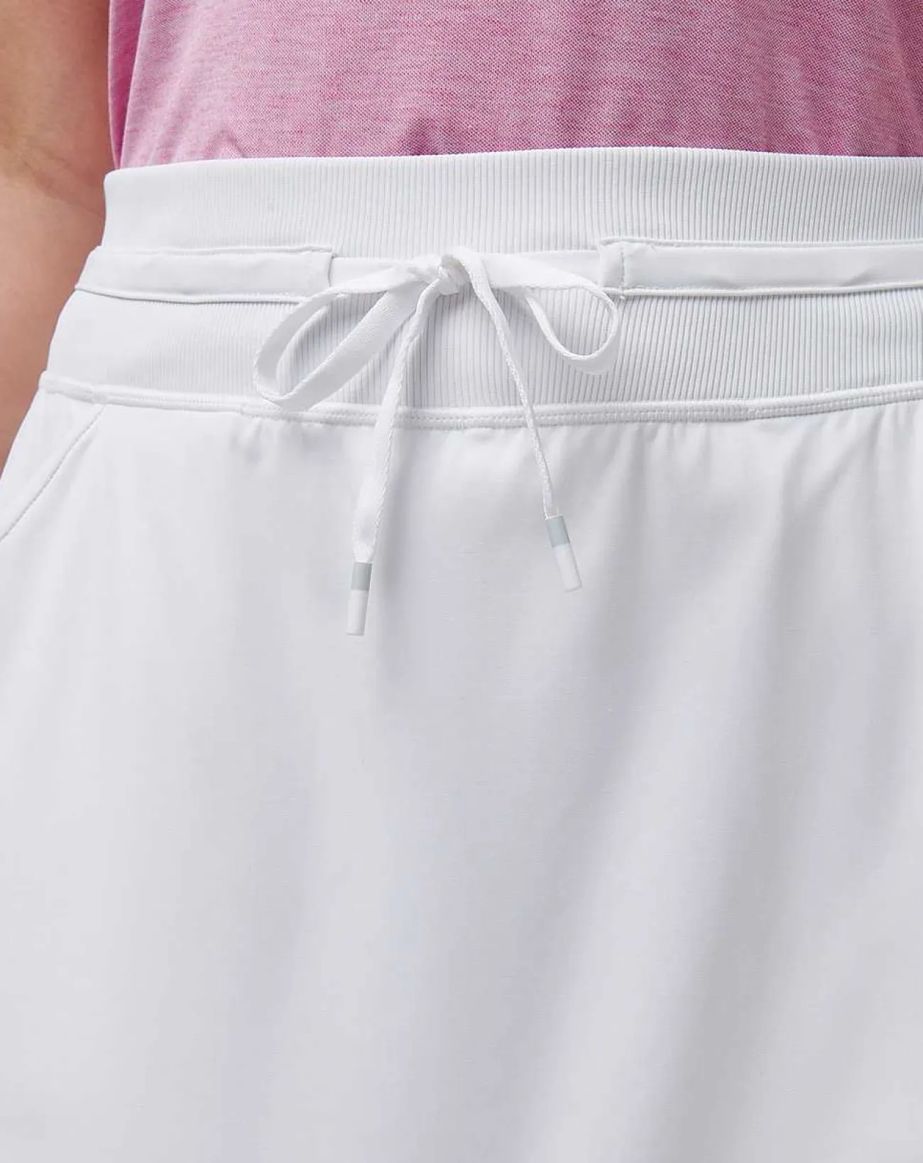 TravisMathew Skorts>Moveknit Tie Skort