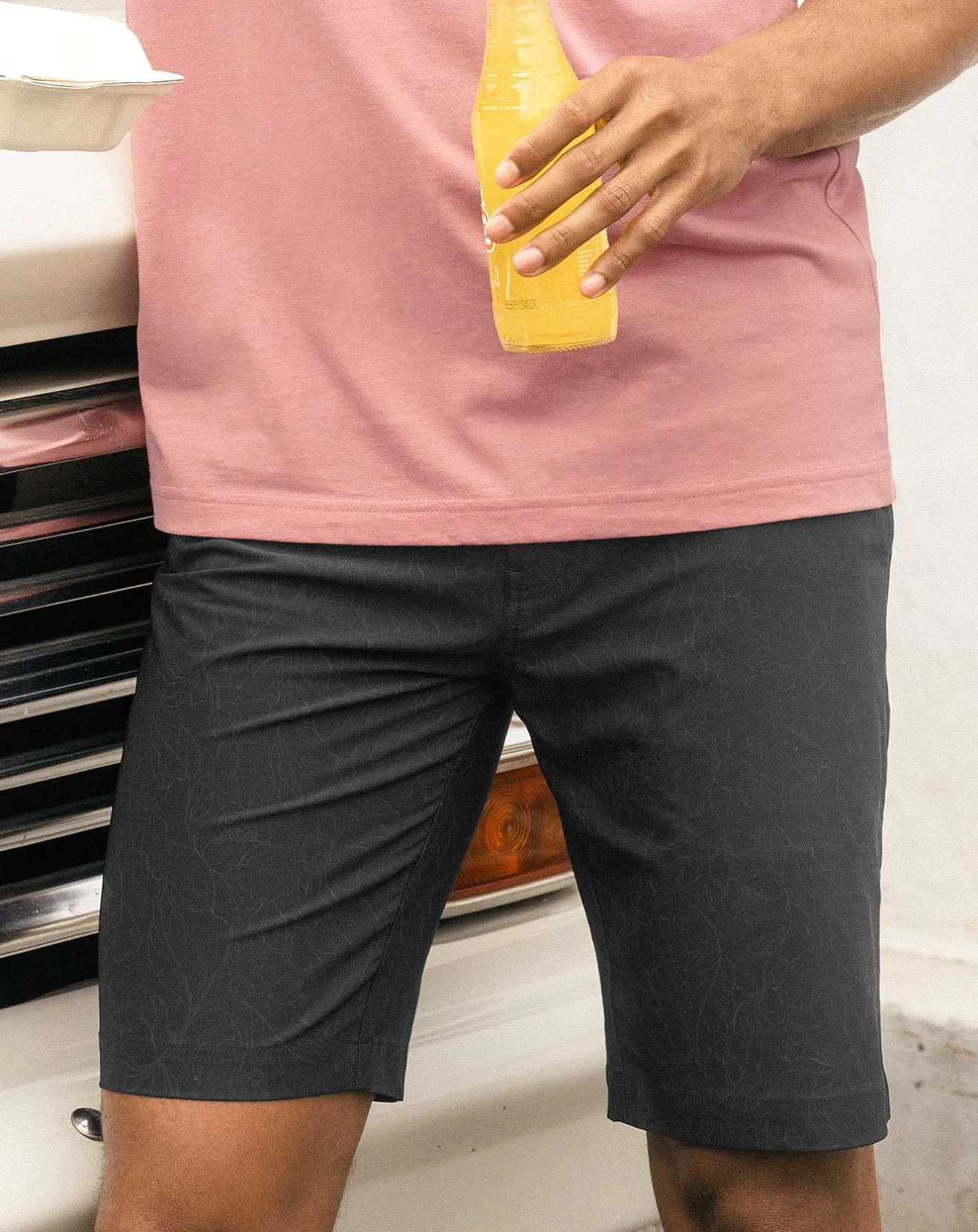 TravisMathew Shorts>Night Cat Short 9In