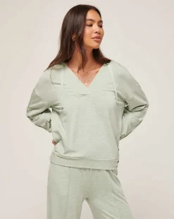 TravisMathew Hoodies & Pullovers><noscript><img width=