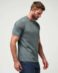 TravisMathew Tees>Scenic Vista Active Tee