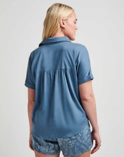 TravisMathew Shirts & Tops><noscript><img width=