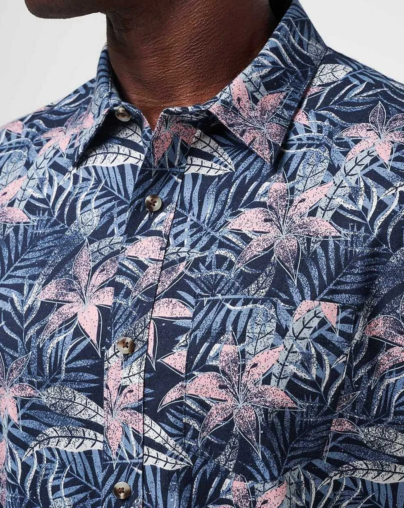 TravisMathew Button-Ups>Shoot The Channel Button-Up
