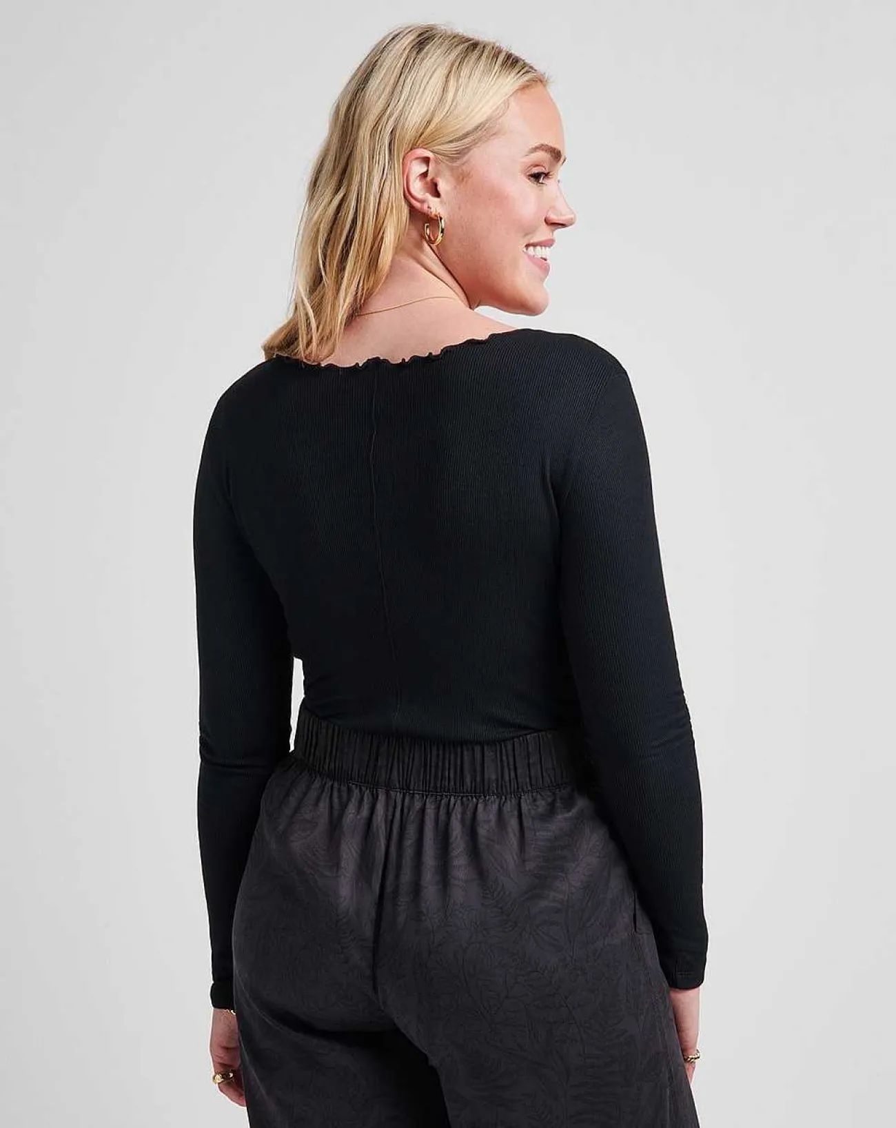 TravisMathew Shirts & Tops>Something Sweet Cloud Ribbed Top
