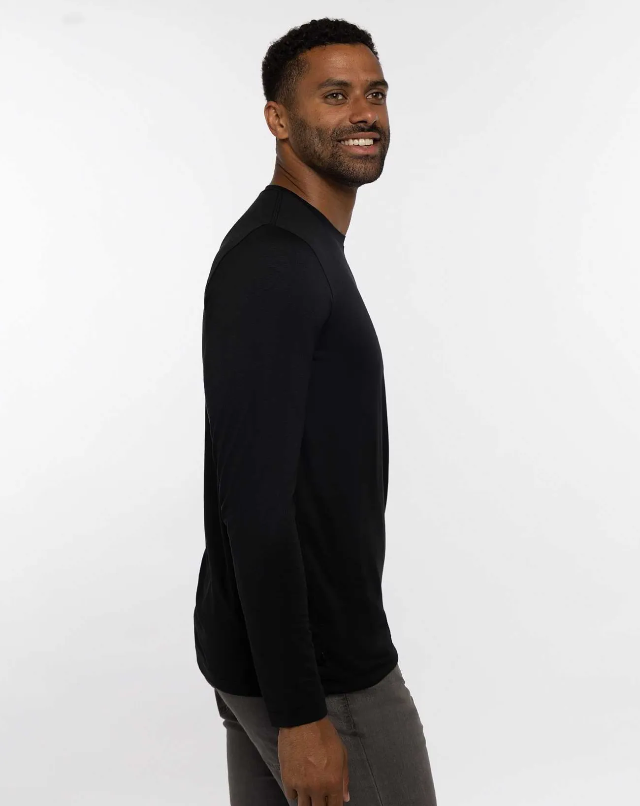 TravisMathew Tees>The Crew Long Sleeve Tee
