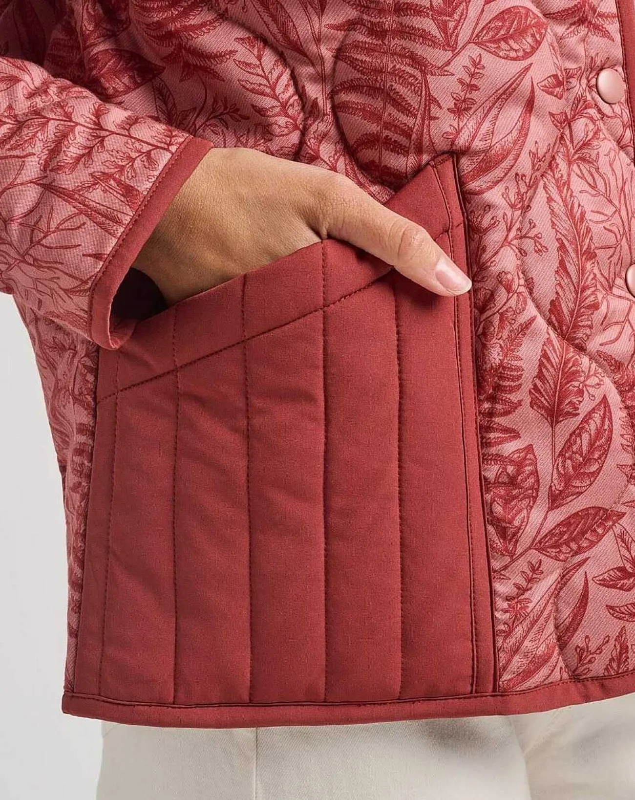 TravisMathew Jackets>Worth A Shot Jacket