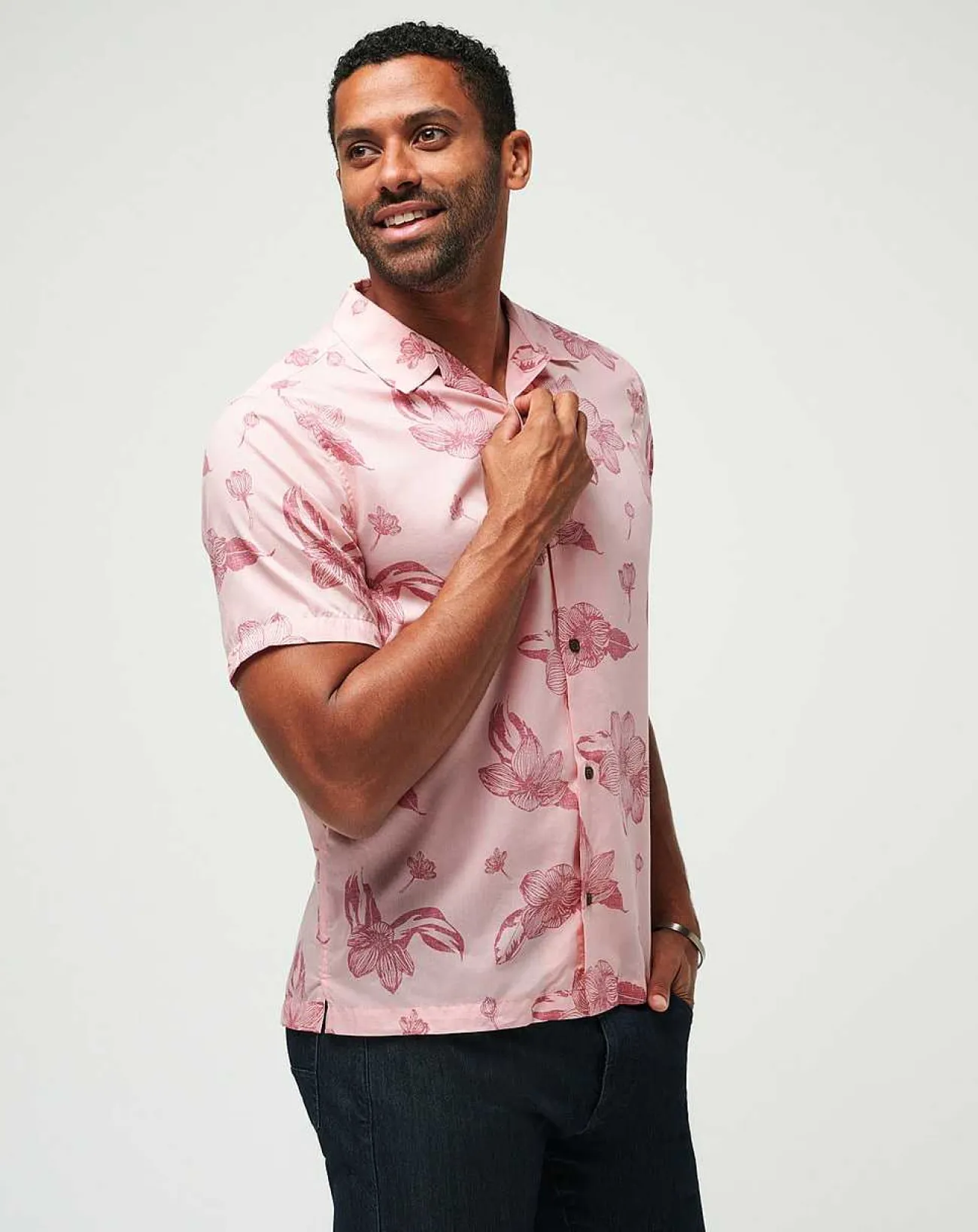 TravisMathew Button-Ups>Yacht Rockin Button-Up